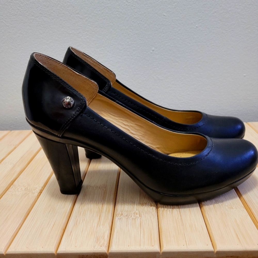 GEOX Respira classic black leather heels, brand new, EU37